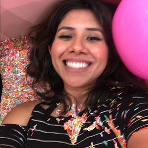 Meet your Posher, Evie